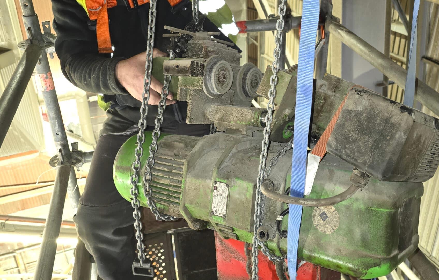 Remplacement Palan électrique à chaîne Isère